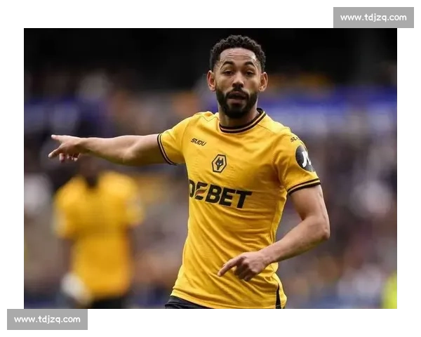 曼联新赛季锋线重组：库尼亚、姆贝乌莫领衔，新 9 号引援加速