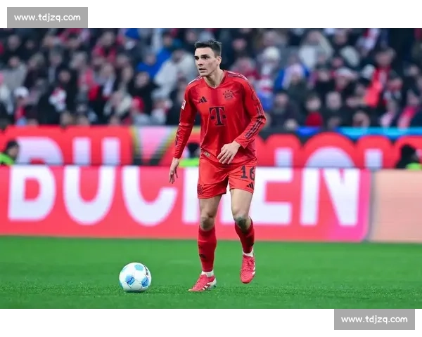 格雷茨卡闪击世界波 + 9.8 分！拜仁中场教科书级表现