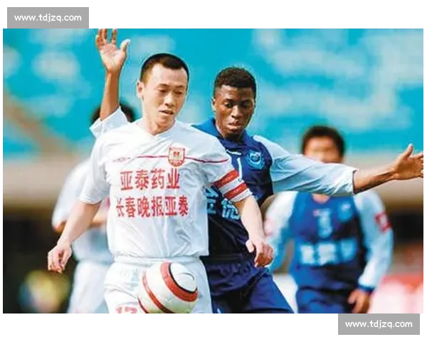 重庆国脚赛后饮酒风波：职业边界争议与舆论撕裂